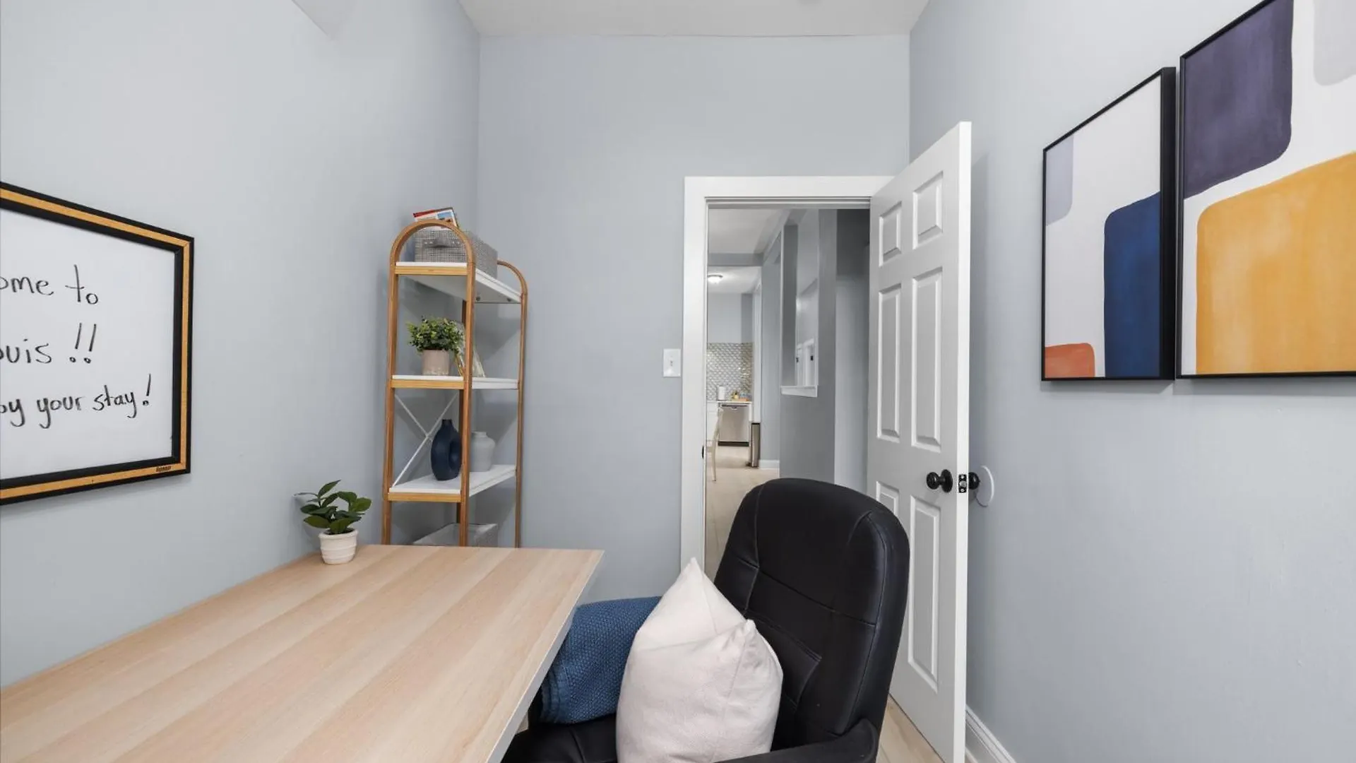 Luka Abodes II Apartment Saint Louis